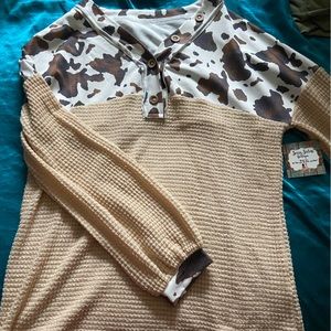 Long Sleeve Cow-print Shirt/Sweater
